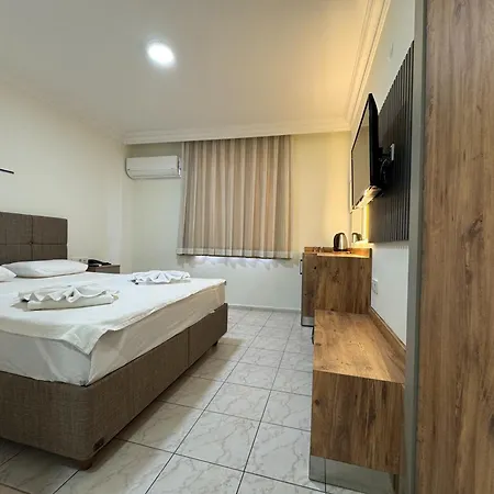Hotel Elit *