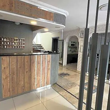 Elit