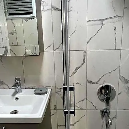 Elit Hotel 3*