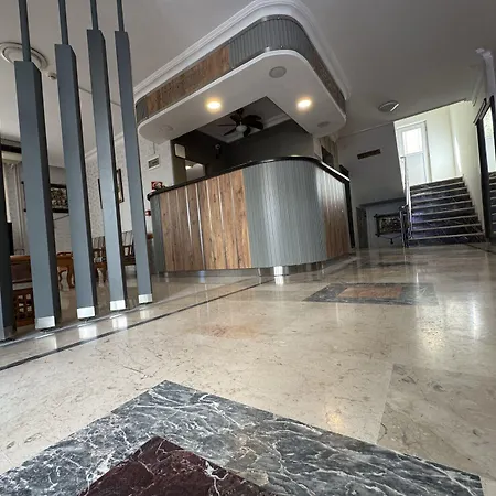 Elit Hotel