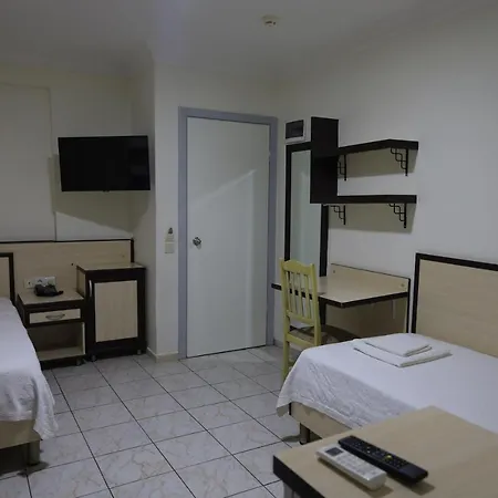 Elit Hotell